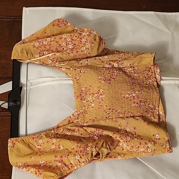 Blouse top - Picture 2 of 2